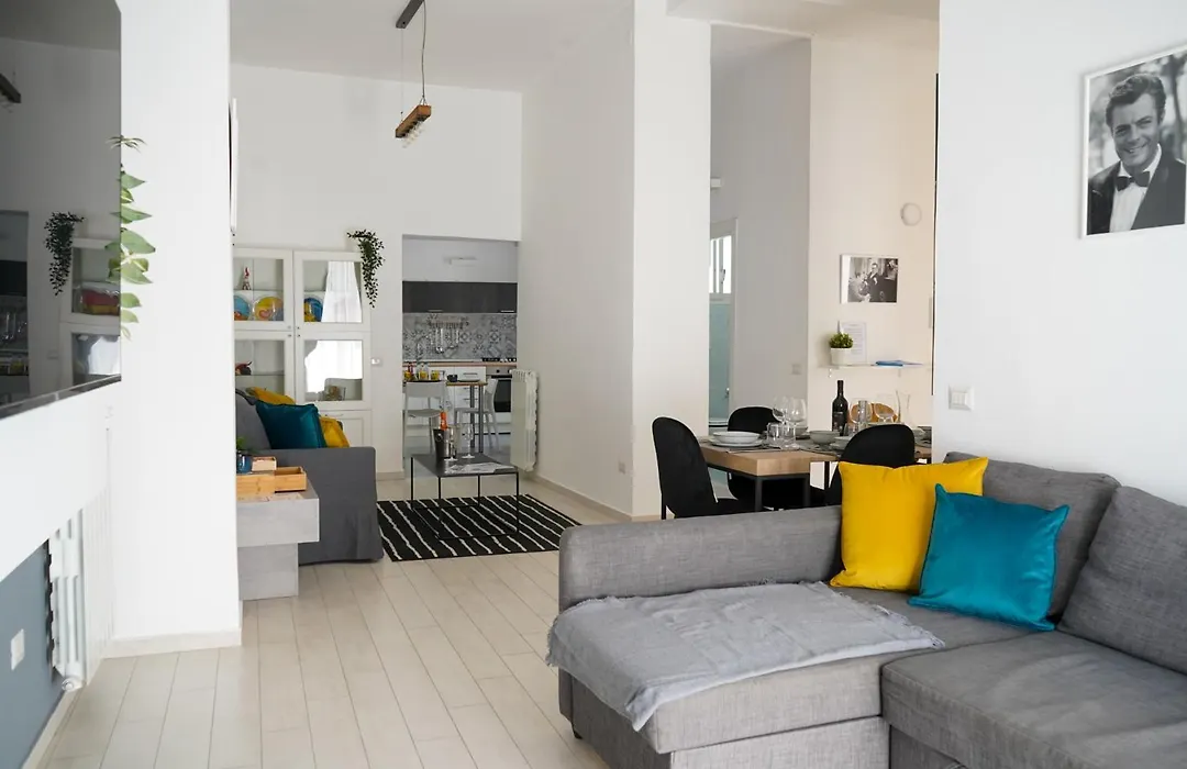 Scugnizzo Apartment CHIAIA-1